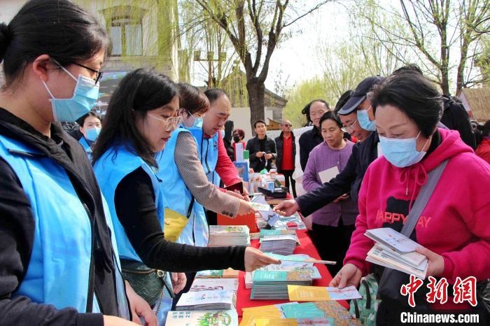 資料圖：山東省文旅廳組織文旅企業(yè)舉行文旅服務(wù)群眾相關(guān)活動。　趙曉 攝