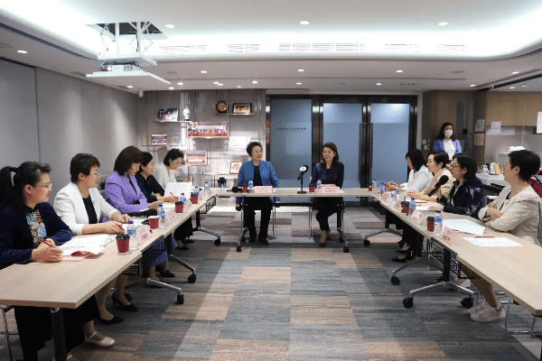 1702640207895616.gif 777.gif