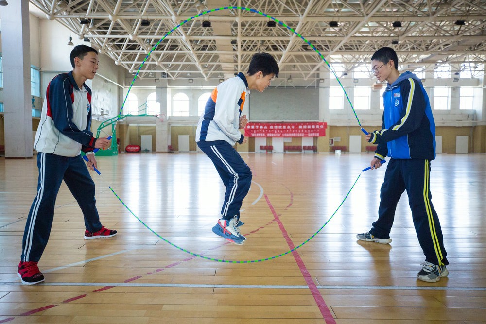 1618229442856682.jpg 隊(duì)員正在訓(xùn)練.jpg