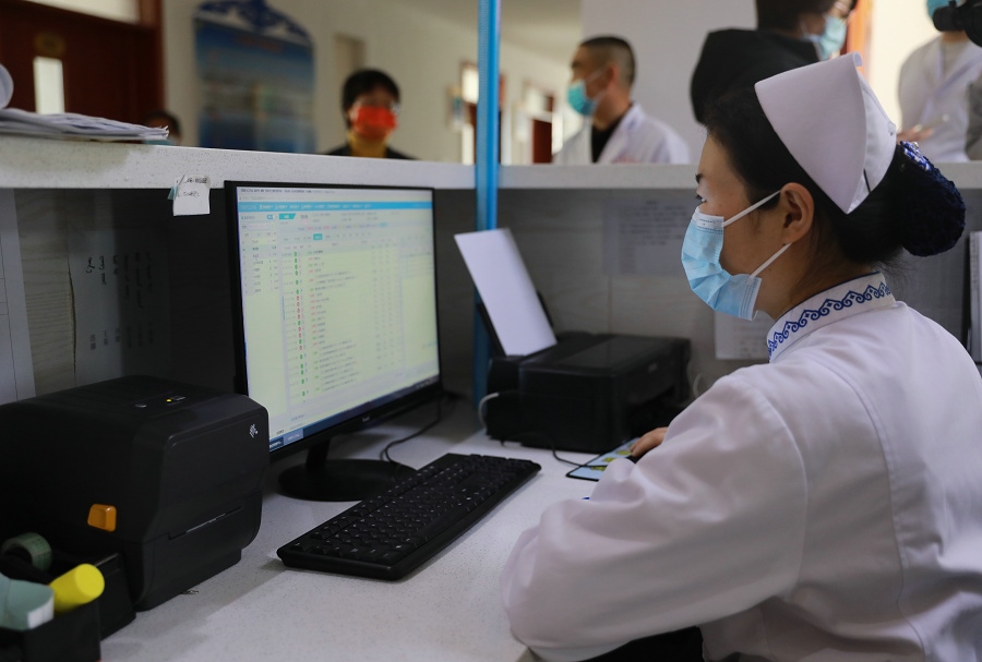 1634404557102815.jpg 7O5A8240.jpg