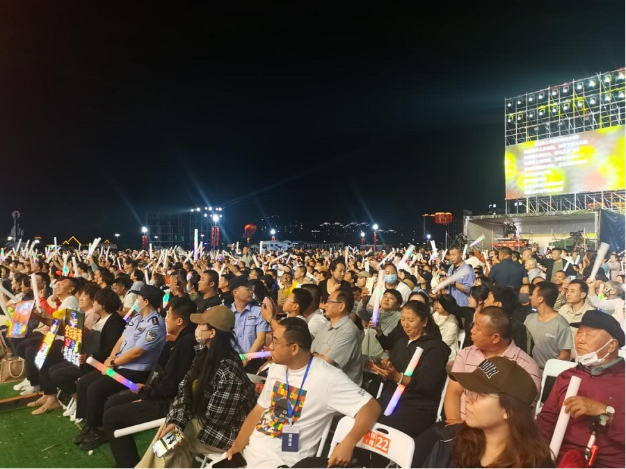 “如七而遇 相思烏?！边@場(chǎng)七夕主題音樂(lè)會(huì)甜出圈665.png