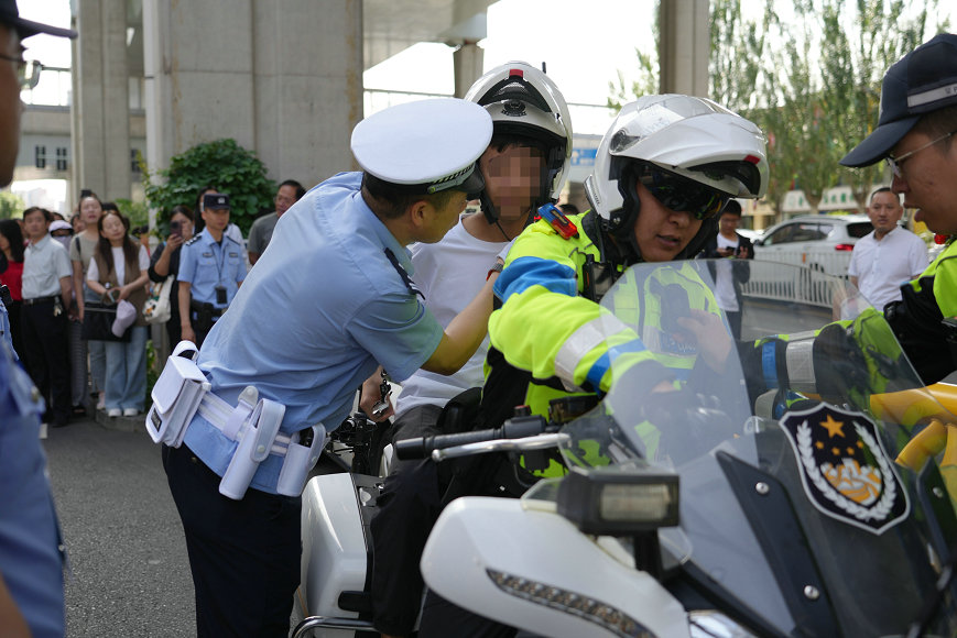 1749267021889466.jpg 護送1.jpg