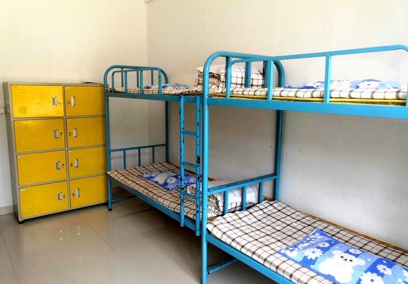 學(xué)生住宿午休的宿舍。人民網(wǎng)記者 孫博洋攝