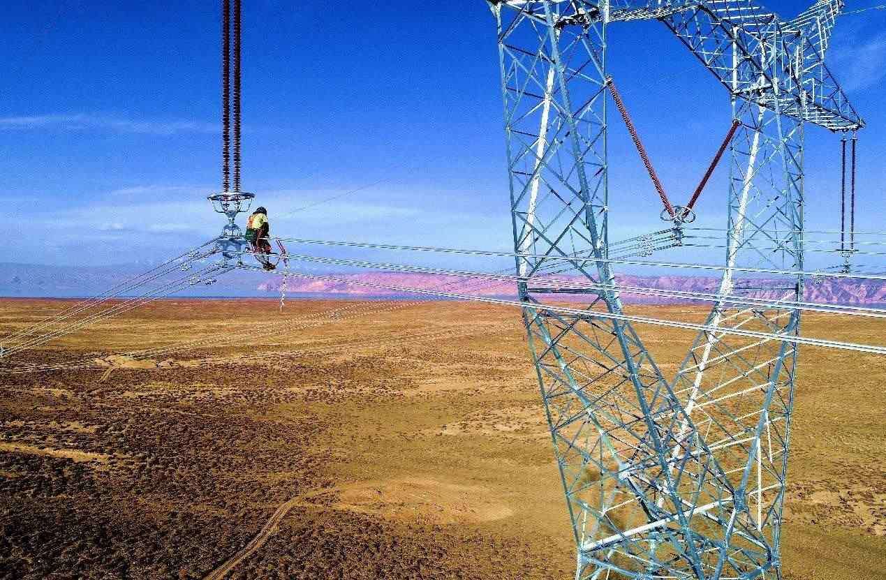青豫直流。國(guó)網(wǎng)青海省電力公司供圖