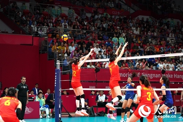 比賽現(xiàn)場(chǎng)。人民網(wǎng)記者 胡雪蓉?cái)z