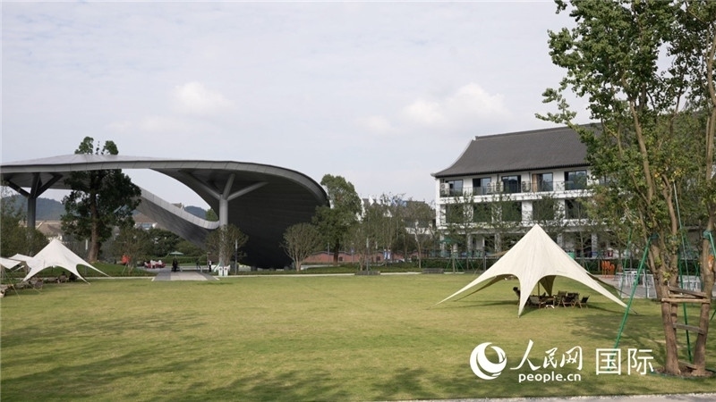 安吉露營地。人民網(wǎng) 彭昱凱攝