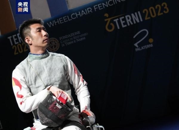 黃曉連、孫剛擔(dān)任杭州亞殘運會開幕式中國代表團旗手