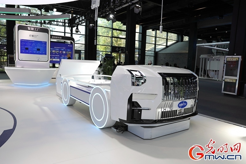 【烏鎮(zhèn)鏡像】“互聯(lián)網(wǎng)之光”博覽會(huì):黑科技展示“智”造魅力