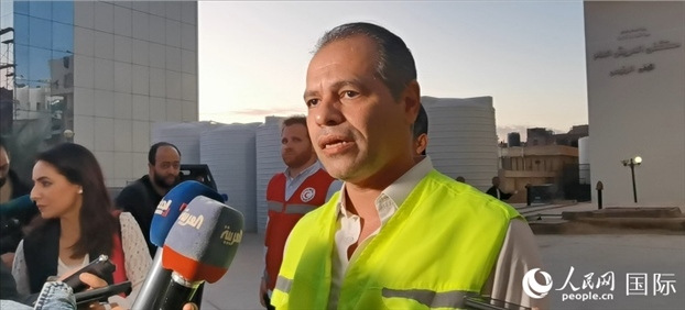 埃及衛(wèi)生部官員艾哈邁德·馬赫迪在接受記者采訪。人民網(wǎng)記者 沈小曉攝