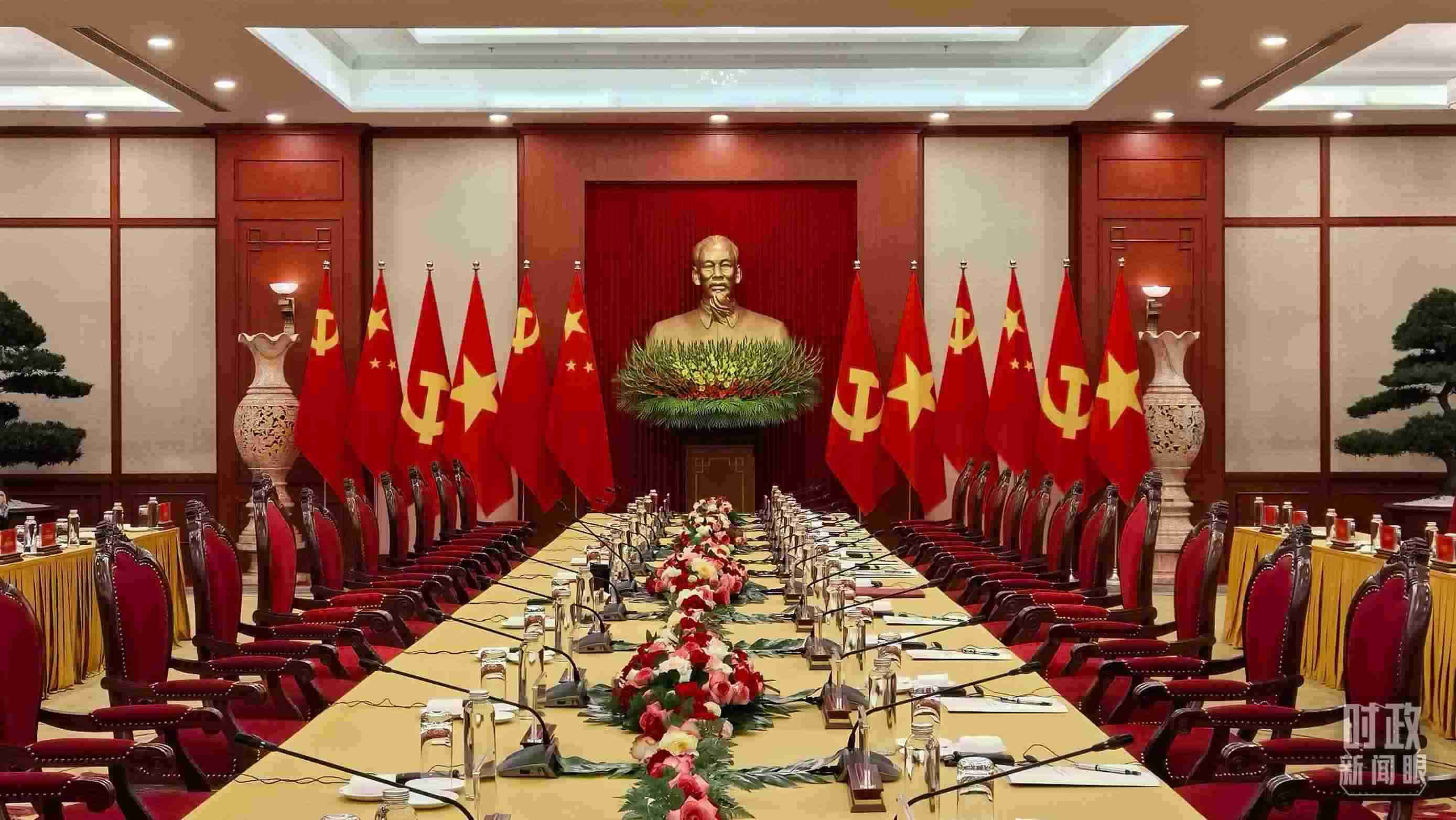 △當?shù)貢r間12月12日下午，習(xí)近平在這里與阮富仲舉行會談，這是會談開始前的場景。（總臺央視記者邢彬拍攝）