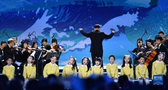 12月16日拍攝的第五屆海南島國際電影節(jié)開幕式現(xiàn)場。