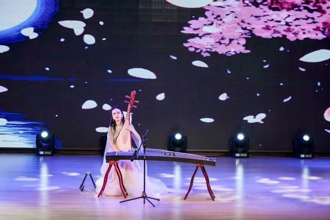 聯(lián)歡晚會(huì)現(xiàn)場(chǎng)。（主辦方供圖）