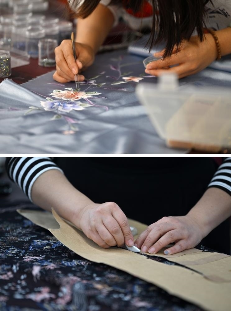 拼版照片：上圖為老美華定制車間的制衣師傅在面料上貼鉆；下圖為老美華定制車間的制衣師傅在面料上劃線（2023年12月8日攝）。天津老美華始創(chuàng)于1911年，歷史上以“千層底”布鞋聞名，是享譽津門的“中華老字號”。新華社記者 李然 攝