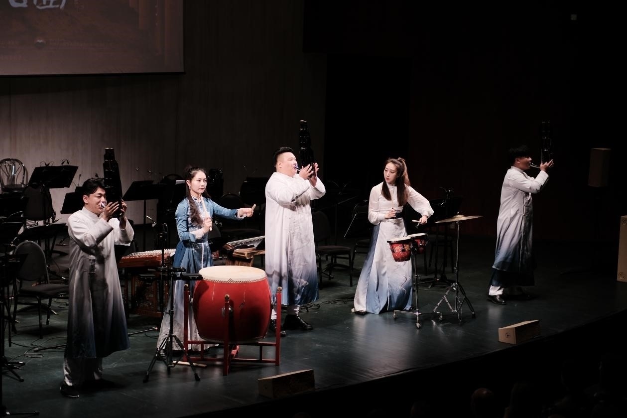 2024“歡樂春節(jié)”新春民族音樂會演出現(xiàn)場。于子恒攝