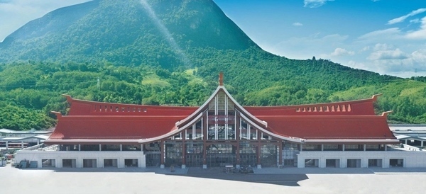 中老鐵路增開(kāi)1對(duì)國(guó)際旅客列車(chē)。國(guó)鐵集團(tuán)供圖