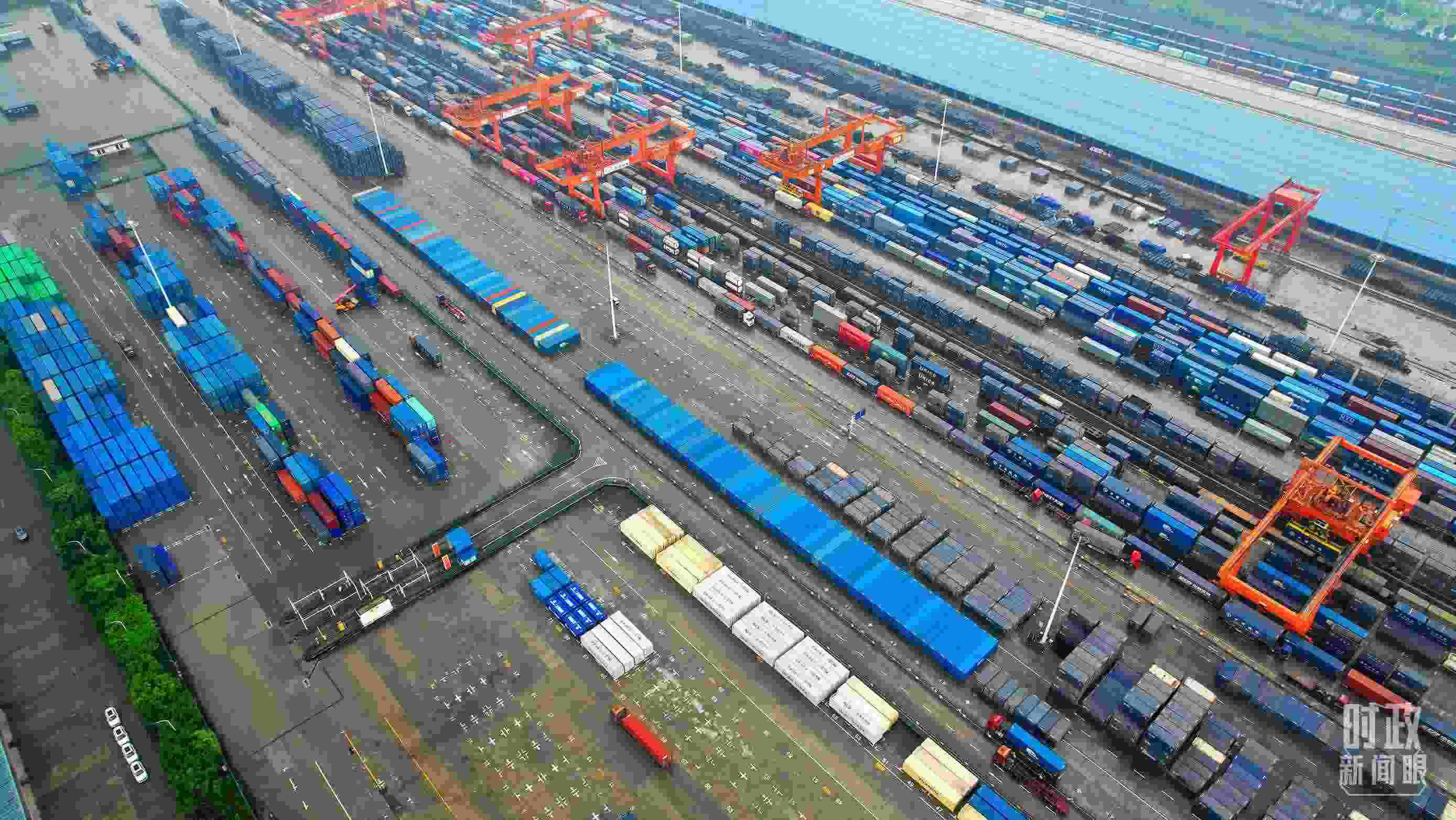 △重慶國際物流樞紐園區(qū)。（總臺央視記者范凱拍攝）