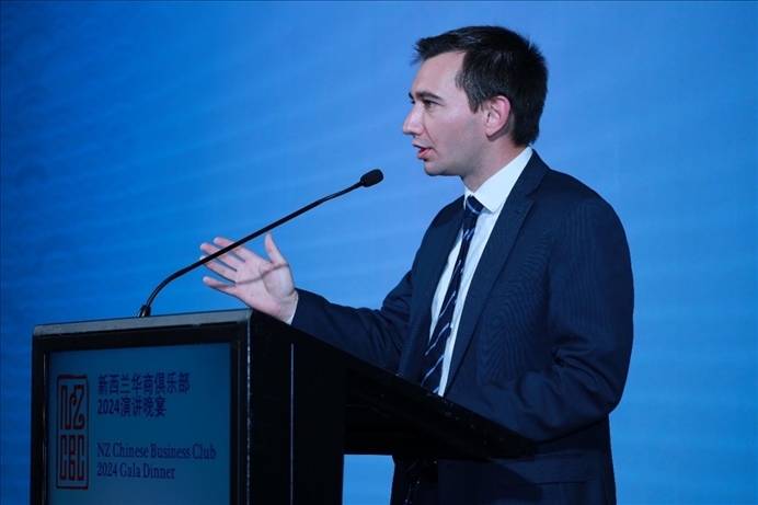 西緬·布朗部長。主辦方供圖