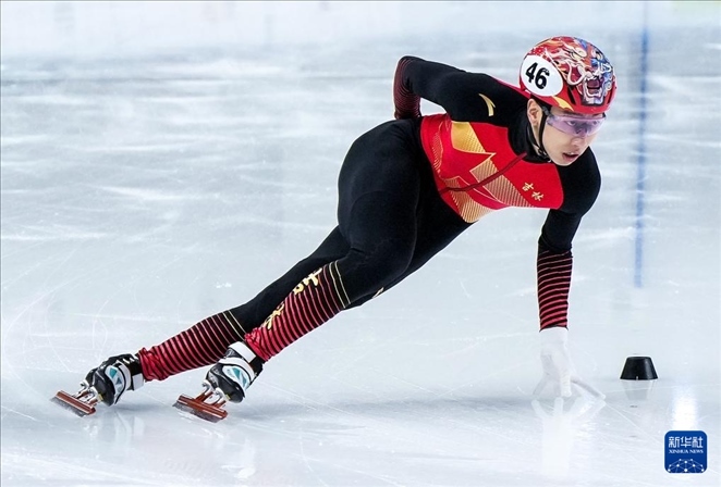 2024年2月18日，第十四屆全國冬季運動會短道速滑（公開組）男子1000米決賽，孫龍奪得冠軍，圖為吉林隊選手孫龍在比賽中。新華社記者 李博 攝