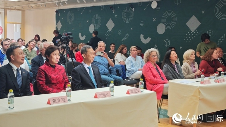 “漢語橋”瑞典賽區(qū)預(yù)選賽現(xiàn)場。人民網(wǎng)記者 殷淼攝