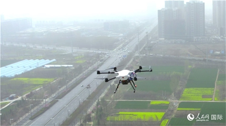 無人機。人民網(wǎng)記者 劉寧攝