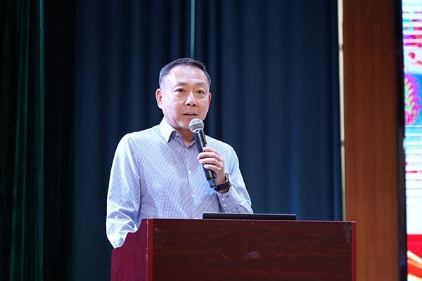 北京大鸞翔宇慈善基金會(huì)理事長(zhǎng)、周恩來(lái)侄外孫沈清講述周恩來(lái)的讀書故事。