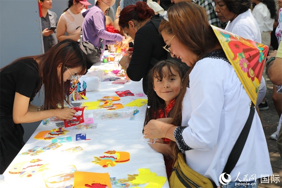 活動(dòng)現(xiàn)場。人民網(wǎng) 埃內(nèi)斯托·多明戈斯攝