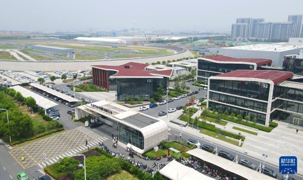 大眾汽車（安徽）有限公司外景（無人機(jī)照片，2024年6月7日攝）。新華社記者 郭晨 攝