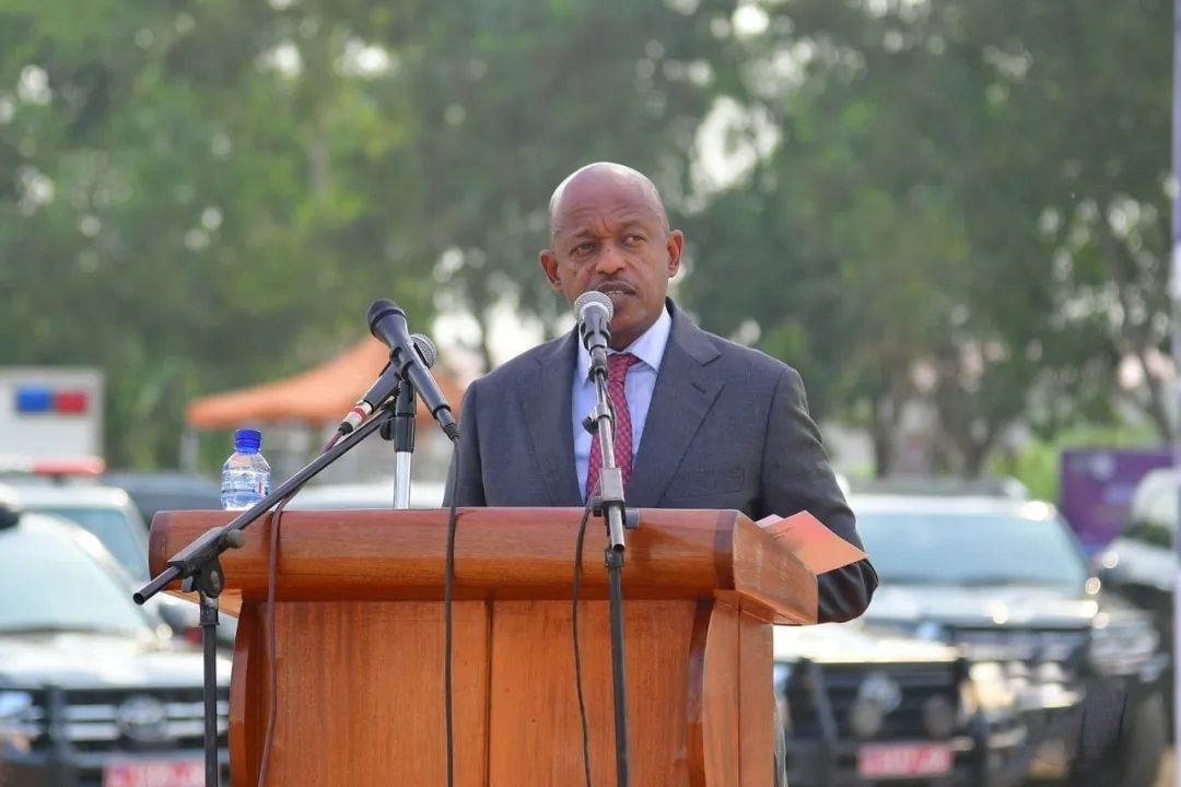 剛果(金)國務(wù)部長兼基礎(chǔ)設(shè)施和公共工程部長穆武尼在開工儀式上致辭