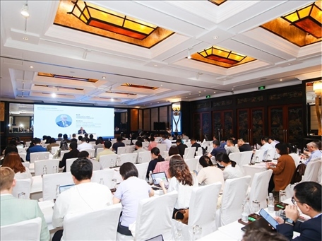 7月11日，由華陽海洋研究中心、中國(guó)南海研究院、中國(guó)國(guó)際法學(xué)會(huì)聯(lián)合撰寫的《南海仲裁案裁決再批駁》報(bào)告在北京發(fā)布。華陽海洋研究中心供圖