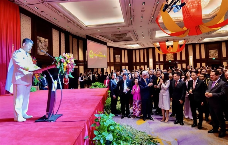 以上圖片均由使館提供，內(nèi)容說明：駐泰使館舉行慶祝建軍97周年招待會(huì)現(xiàn)場(chǎng)。