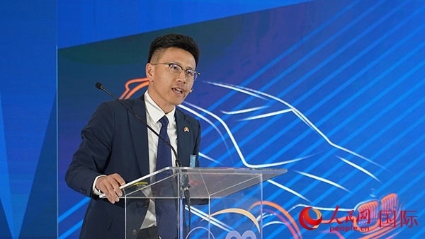 延鋒彼歐南非公司總經(jīng)理張?chǎng)沃罗o。人民網(wǎng) 張茜攝