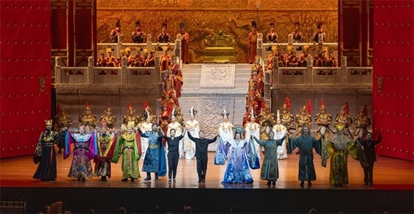 《圖蘭朵》演出劇照。何倫攝