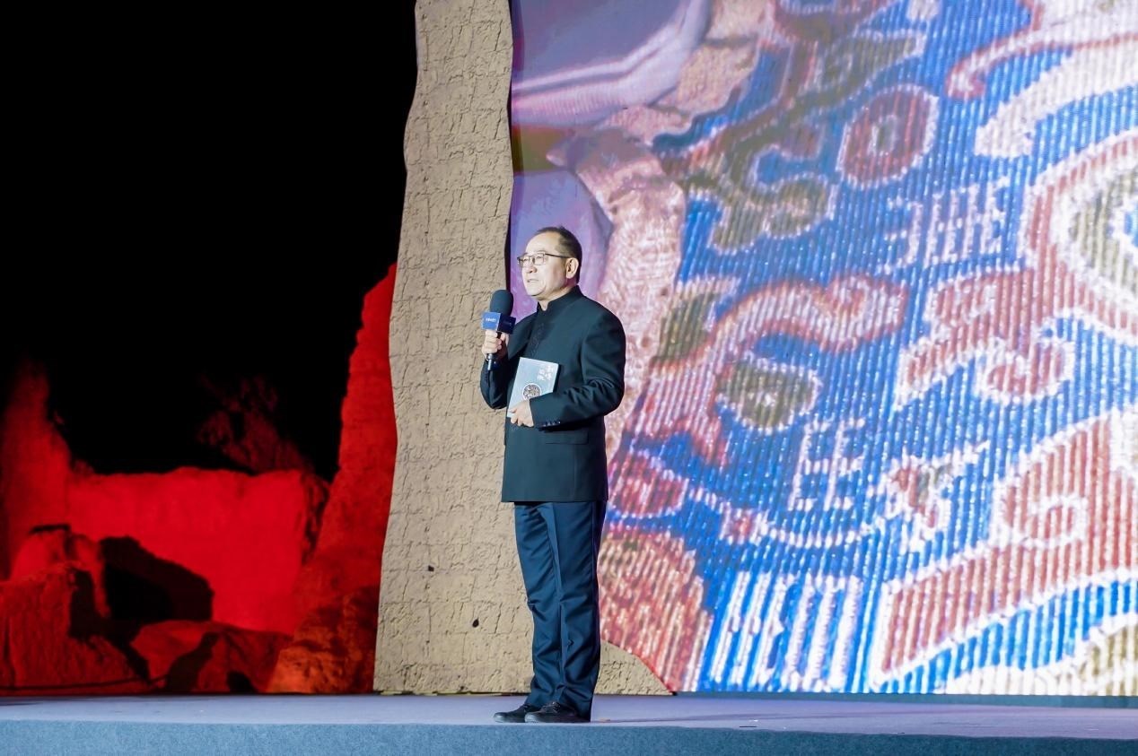 于志勇在“何以中國(guó)·五星出東方”網(wǎng)絡(luò)主題宣傳活動(dòng)現(xiàn)場(chǎng)演講。人民視頻供圖