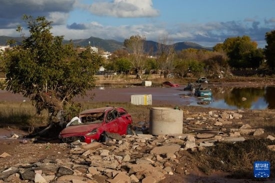 這是11月2日在西班牙烏鐵爾拍攝的受災(zāi)區(qū)域。新華社記者 孟鼎博 攝