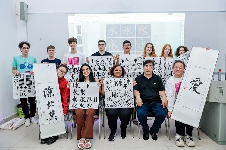 深北莫舉行文化交流活動(dòng)。深北莫供圖