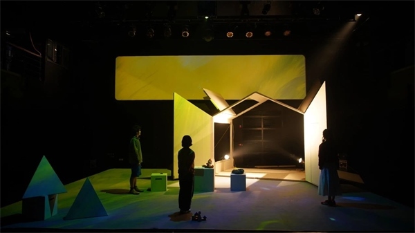 《又一道光芒》劇照。中國國家話劇院供圖