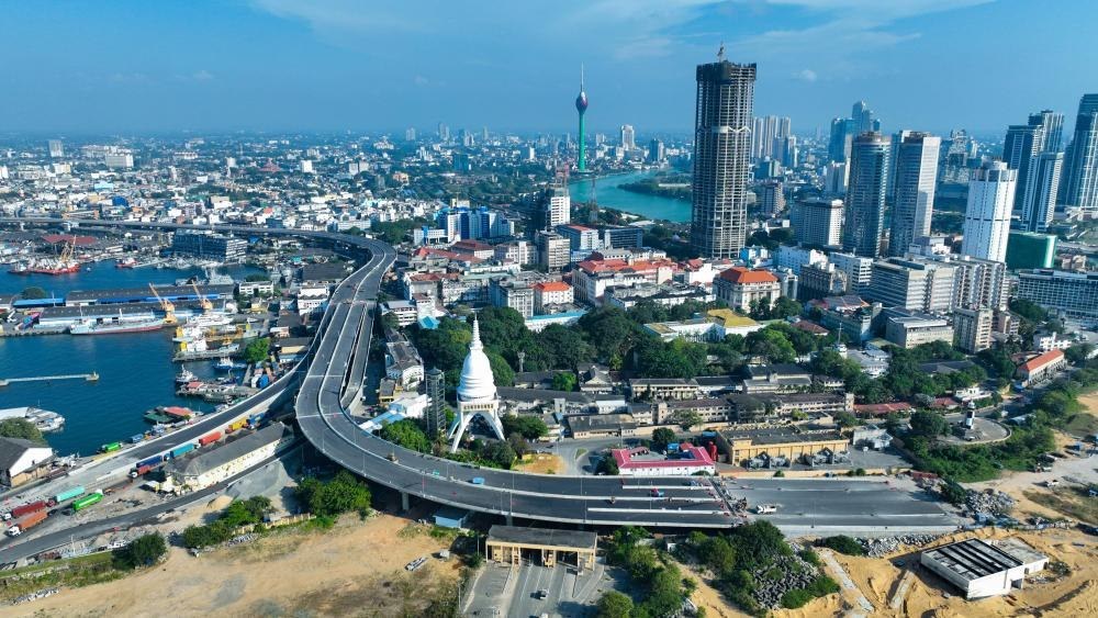 這是2025年1月13日拍攝的斯里蘭卡科倫坡風光（無人機照片）。新華社發(fā)