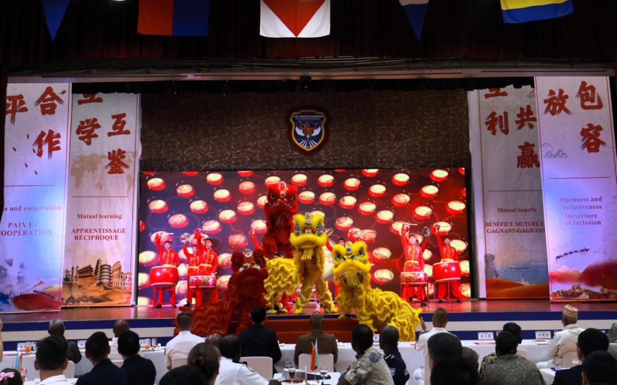 舞獅表演《金獅送福》。主辦方供圖