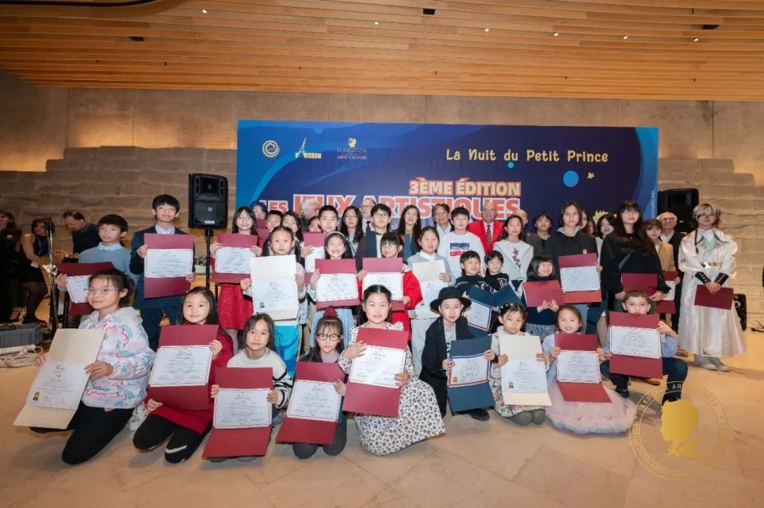 第三屆國際藝術(shù)聯(lián)創(chuàng)聯(lián)展盛大開幕。法中交流促進(jìn)會(huì)供圖