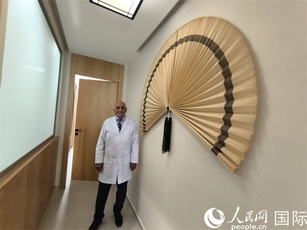 哈利勒的診所內(nèi)。人民網(wǎng)記者 黃培昭攝