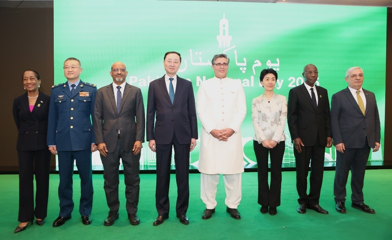 出席招待會的主要嘉賓合影。巴基斯坦駐華大使館供圖