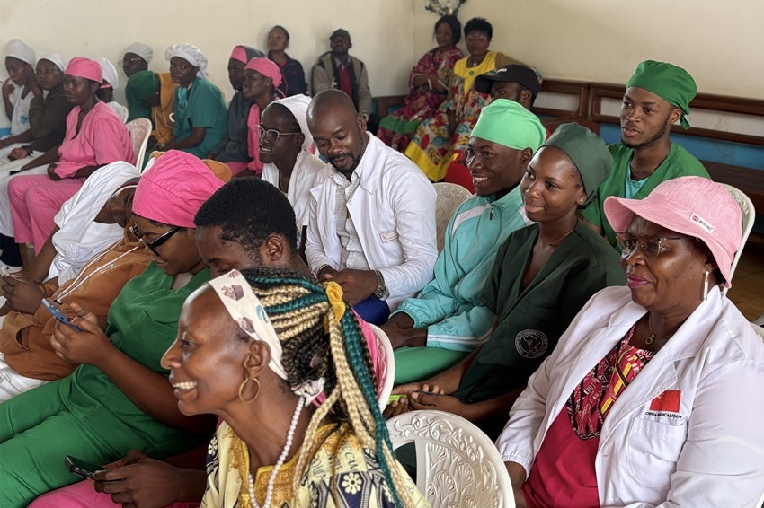 【2】圖為活動現(xiàn)場。中國（山西）第24批援喀麥隆姆巴爾馬尤醫(yī)療隊 供圖