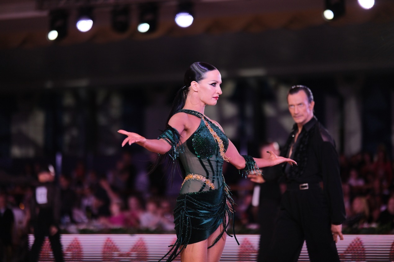 第七屆“克里姆林宮杯”國標(biāo)舞錦標(biāo)賽現(xiàn)場。于子恒攝